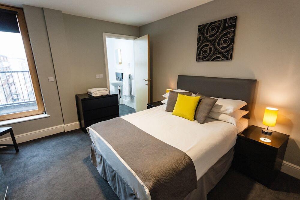 The City Warehouse Aparthotel Manchester Buitenkant foto