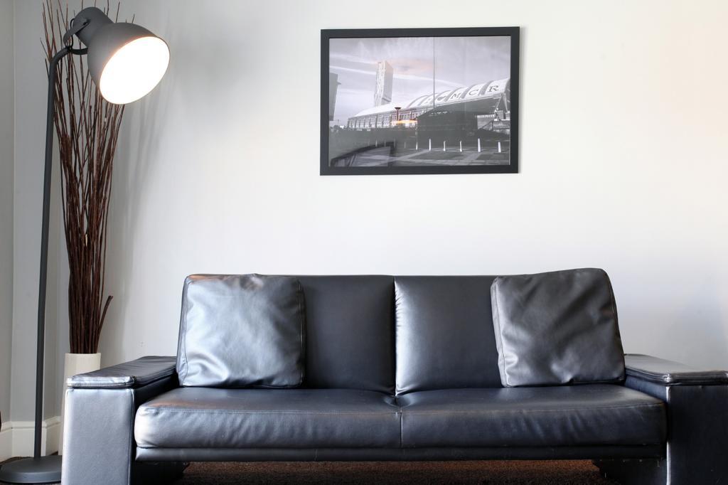 The City Warehouse Aparthotel Manchester Buitenkant foto
