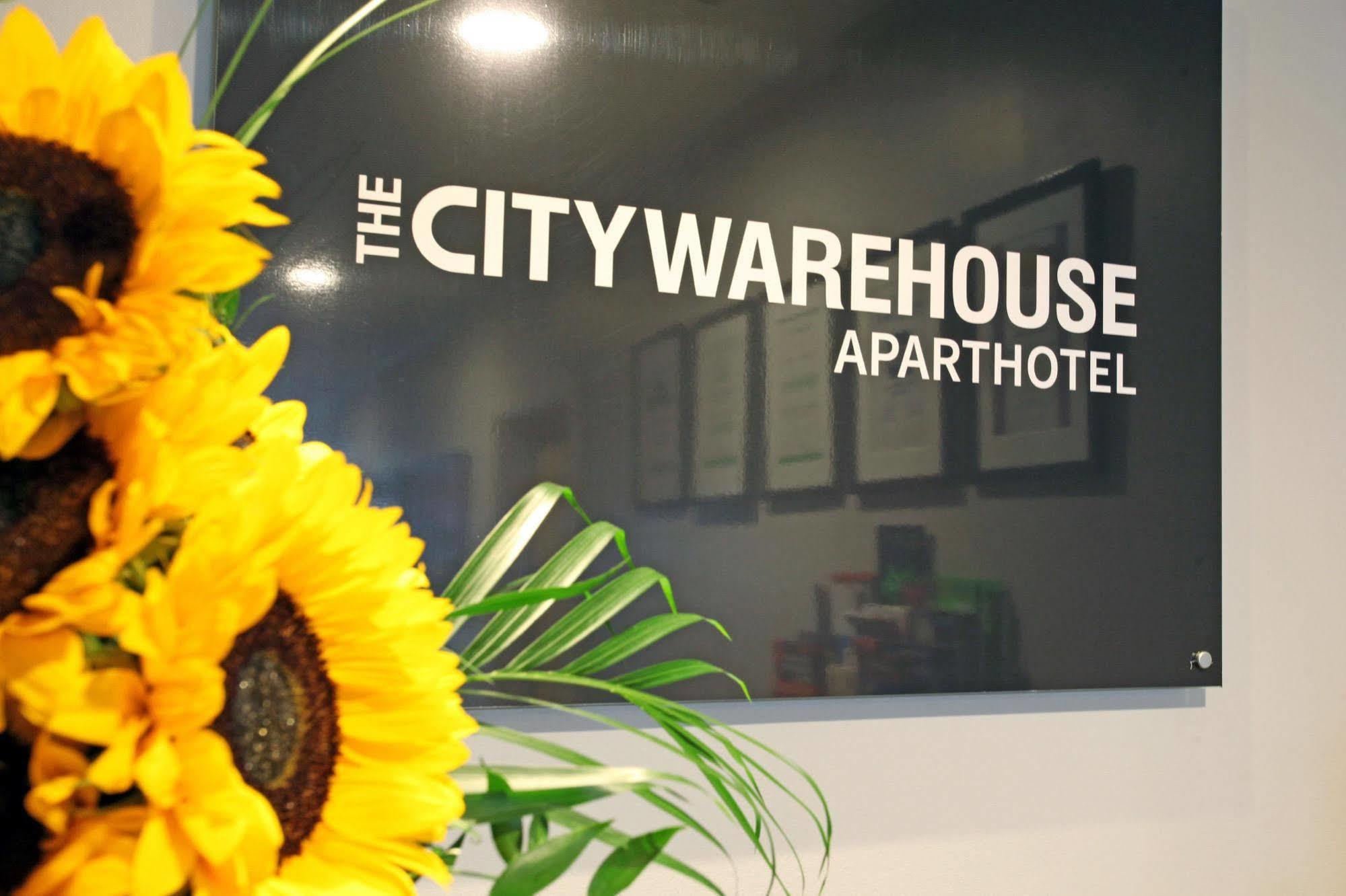 The City Warehouse Aparthotel Manchester Buitenkant foto